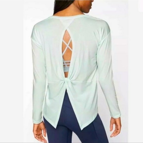 ATHLETA Pale Mint Green Essense Open Back Twist Long Sleeve Active Wear Shirt - Picture 2 of 10
